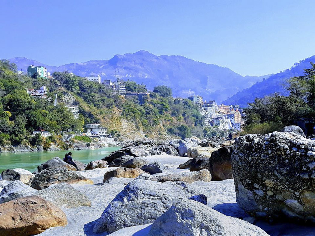 WEB_Ganges Beach_The Ganges_Rishikesh