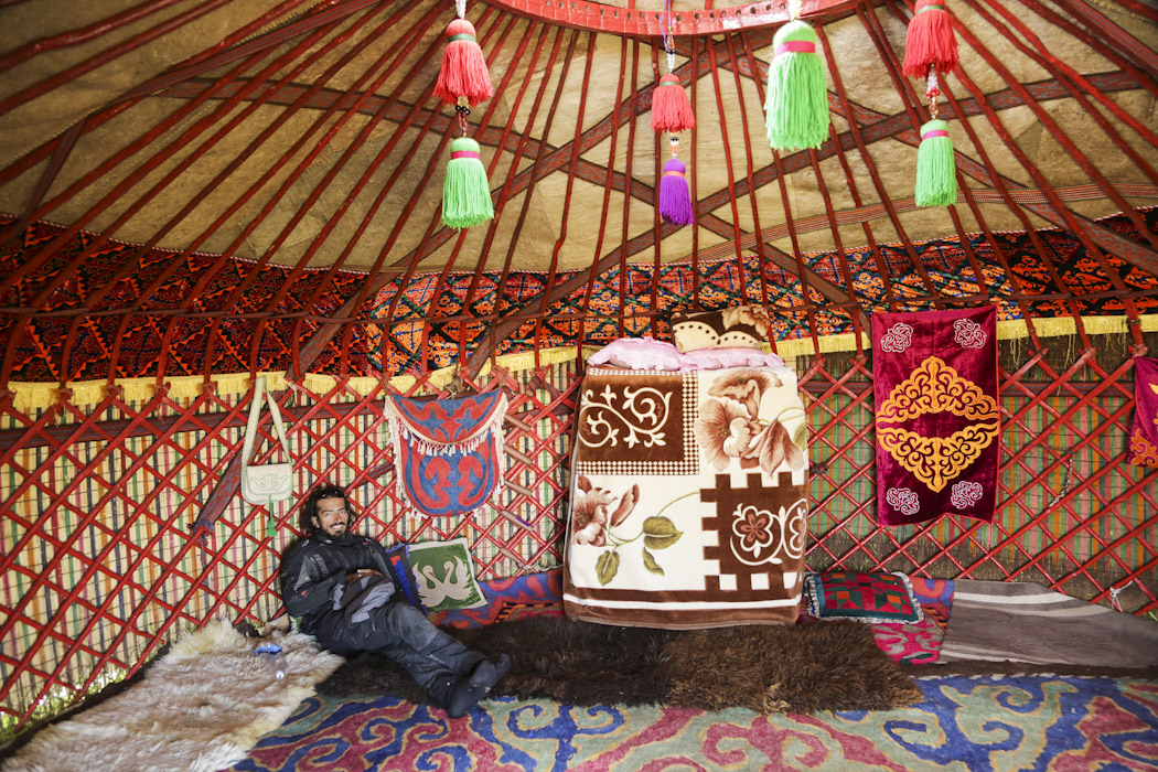 how to build a yurt kyrgyzstan