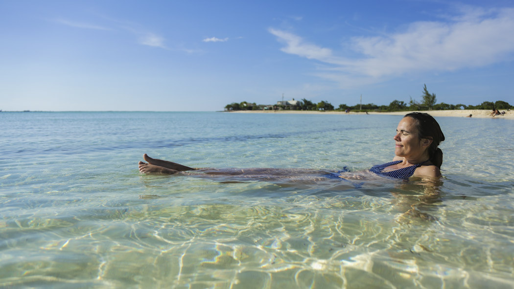 WEB_Llanita beach cubaAN3A5293