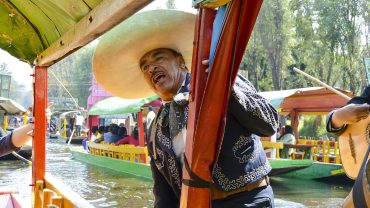 WEB_xochimilco-mariachi