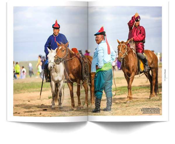 diariesof-Mongolia-Magazine-Naadam-Men-with-horses
